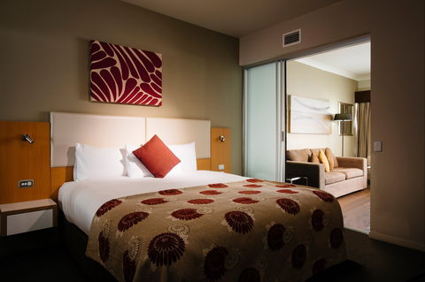 Grand Hotel And Apartments Townsville - Tourism Brisbane 1