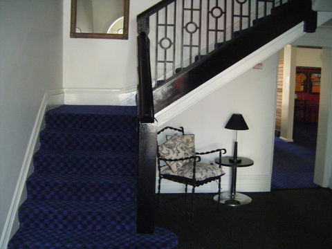 Imperial Hotel Cowra - Brisbane 4u 0