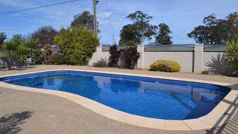 Kennedy Villas - Brisbane Tourism 1