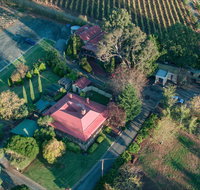 Mt Bera Vineyard Cottage BnB - Tourism Brisbane