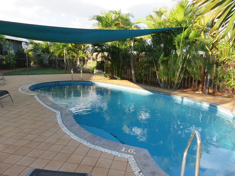 Ochre Moon Bed & Breakfast - Tourism Brisbane 0