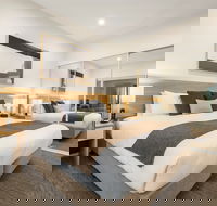 Quest Nowra - Brisbane 4u