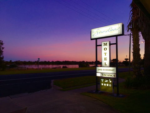 Sandbar Motel Lakes Entrance - Brisbane 4u 0
