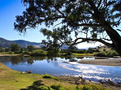 Talmalmo Cottage - Brisbane 4u 1