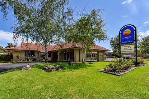 The Henty - Tourism Brisbane 0