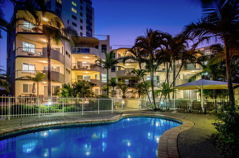 The Burlington Holiday Apartments - Tourism Brisbane 2
