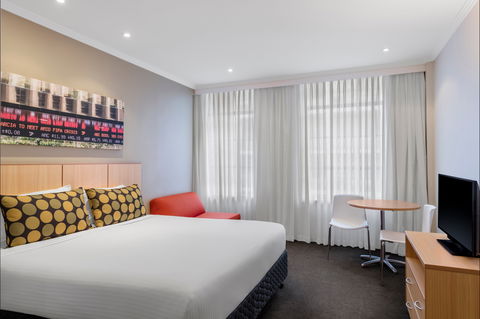 Travelodge Hotel Sydney Martin Place - Brisbane 4u 0