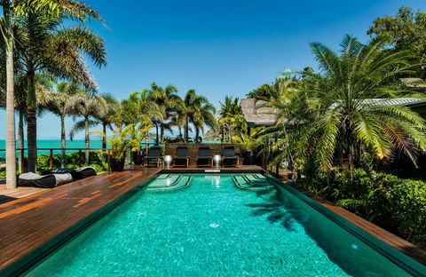Trinity Beach Palace - Brisbane 4u 2