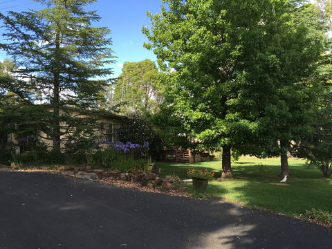 Warrumbungles Mountain Motel - Brisbane 4u 1