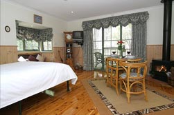 Eagle Hammer Cottages - Tourism Brisbane 2
