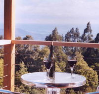 Lyrebird Cottages - Tourism Brisbane