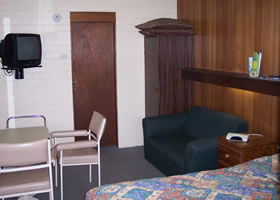 Millers Cottage Motel - Brisbane 4u 5