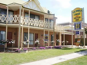 Victoria Lake Holiday Park - Tourism Brisbane 0