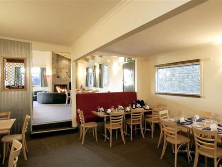 Cooroona Alpine Lodge - Brisbane Tourism 1