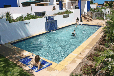 Kacys Bargara Beach Motel - Brisbane 4u 5
