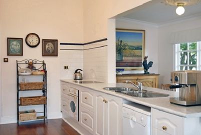Forest Edge Country House - Brisbane Tourism 3