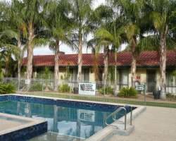 Acacia Holiday Apartments And Cabins - Brisbane 4u 0