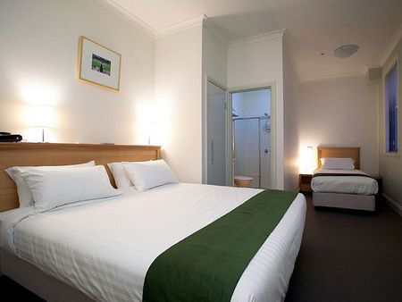 Hotel Sophia - Tourism Brisbane 1