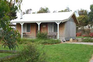 Prom Mill Cottages - Brisbane Tourism 1