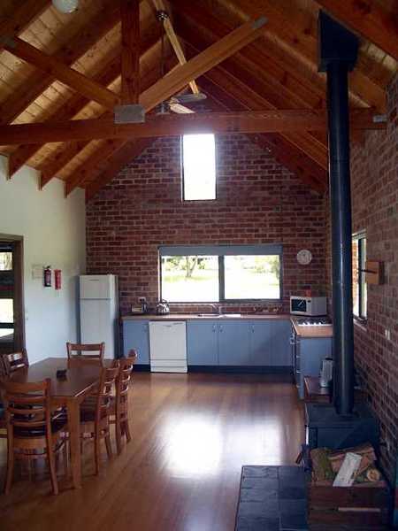 Prom Coast Holiday Lodge - Tourism Brisbane 3