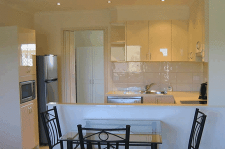 Aztra Gladstone Business Apartments - Tourism Brisbane