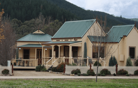 Autumn Affair Cottages  - Tourism Brisbane