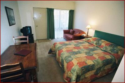 Ballarat Colonial Motor Inn - Tourism Brisbane 1