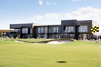 Golf Retreats Torquay - Brisbane Tourism 0