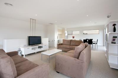 Golf Retreats Torquay - Brisbane Tourism 2