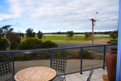 Ultimate Holiday Apartments - Brisbane Tourism 1