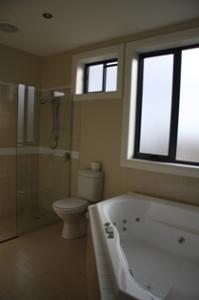 Ultimate Holiday Apartments - Brisbane Tourism 4