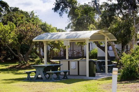 Lake Ainsworth Holiday Park - Brisbane Tourism 4