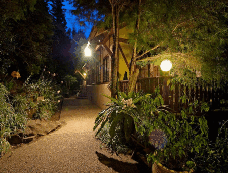 Christel And Tony's Chalet - Brisbane Tourism 2