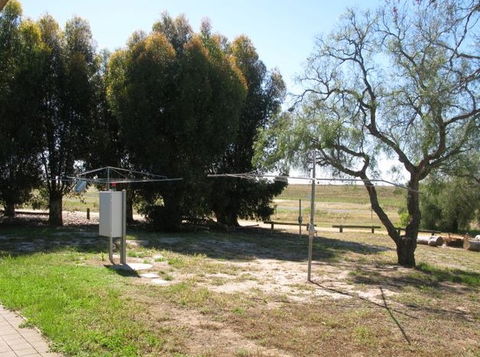 Natimuk Lake Caravan Park - Tourism Brisbane 4