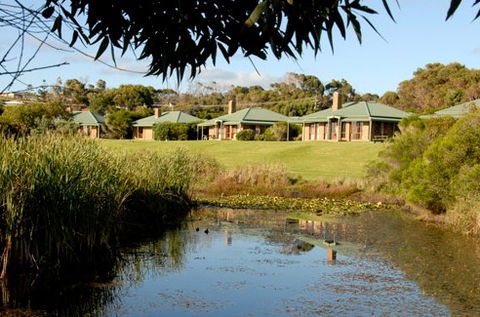 Apollo Bay Colonial Cottages - Brisbane 4u 0