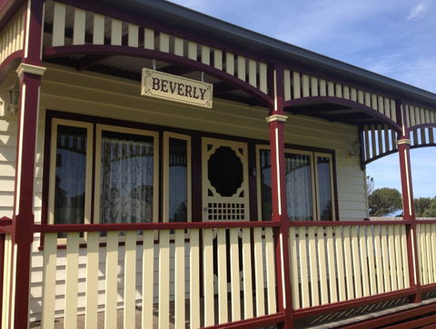 Belfast Cottages - Brisbane Tourism 4