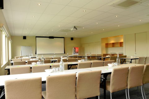 Ramada Resort Phillip Island - Tourism Brisbane 8