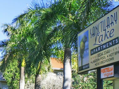 Sanctuary Lake Apartments - Brisbane 4u 5