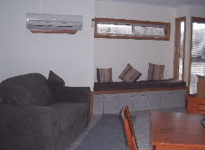 Yakkalla Holiday Cottage - Tourism Brisbane 1