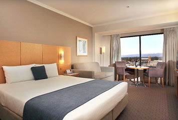 Stamford Grand Adelaide Hotel - Brisbane 4u 2