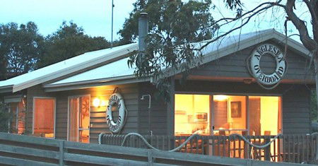 Anglesea Overboard Seaside Cottage - Brisbane 4u 2