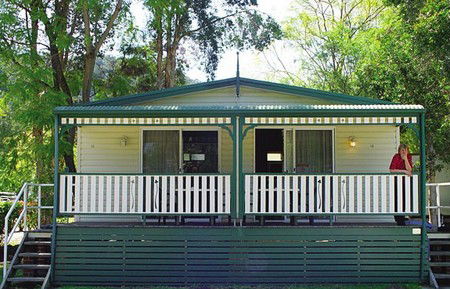 Del Rio Riverside Resort - Tourism Brisbane 0
