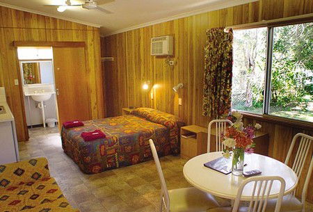 Del Rio Riverside Resort - Tourism Brisbane 3
