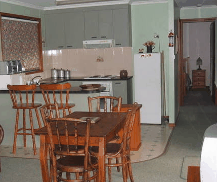 Ribbonwood Cottages - Tourism Brisbane 1