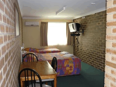 Jumbuck Motor Inn - Tourism Brisbane 4
