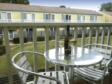 Summer East Serviced Apartments - Brisbane 4u 3