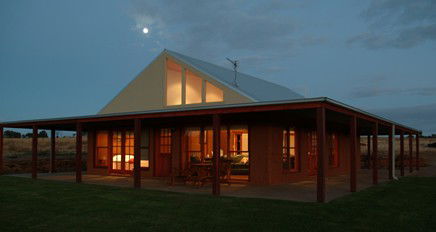 Little Bunda Cottages - Tourism Brisbane 0