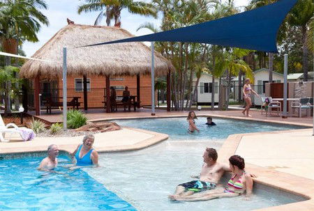 Blue Dolphin Resort & Holiday Park - Tourism Brisbane 0