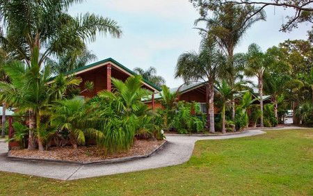 Blue Dolphin Resort & Holiday Park - Tourism Brisbane 1