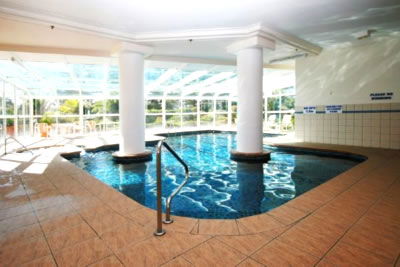 Burleigh Surf Beachfront Apartments - Brisbane Tourism 8